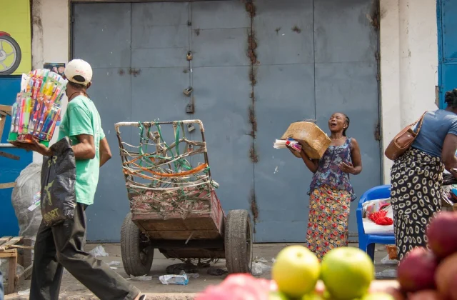 Democratic Republic of the Congo: Small businesses are already suffering from the application of the curfew