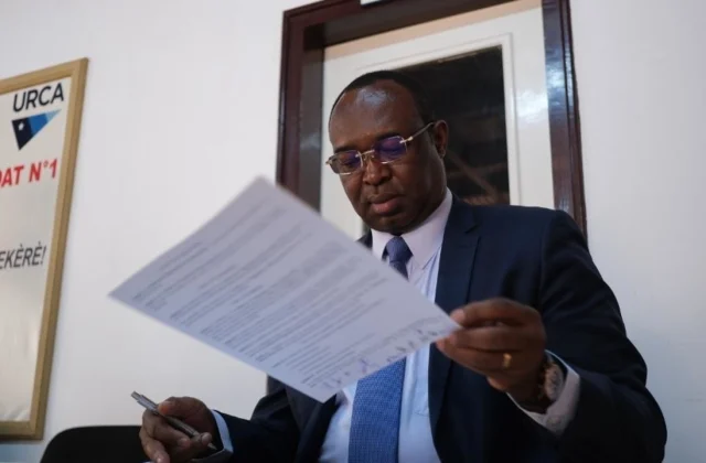 François Bozizé supports Anicet-Georges Dologuélé in the presidential election