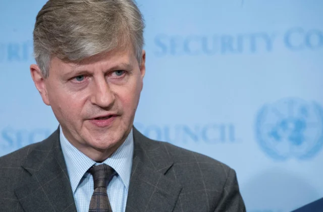 In the face of the political crisis and armed conflicts, Jean-Pierre Lacroix advocates dialogue