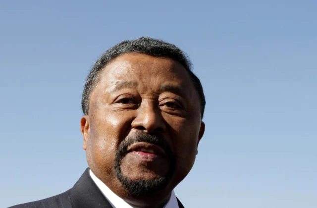 Jean Ping “condemns” the proposed revision of the Constitution