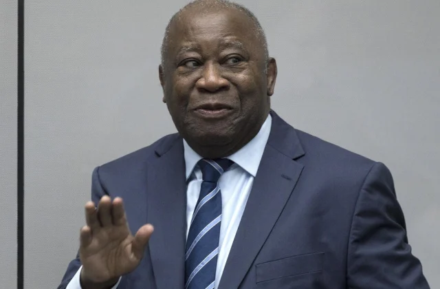 Laurent Gbagbo restores his Ivorian passports