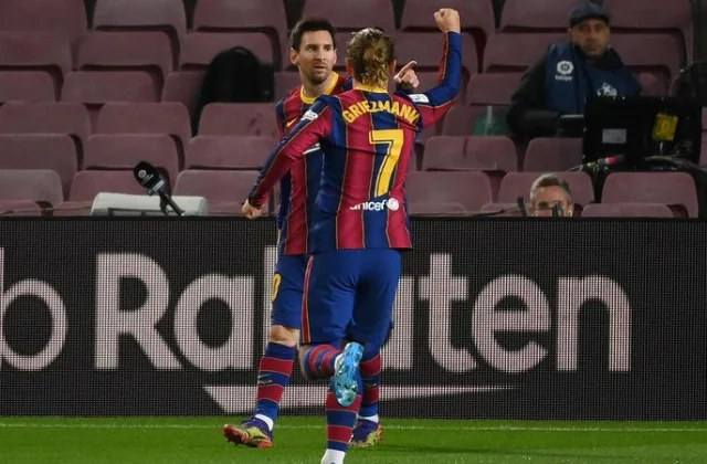 Lionel Messi ayaa dib ugu soo celiyay Barcelona wadada saxda ah, labo