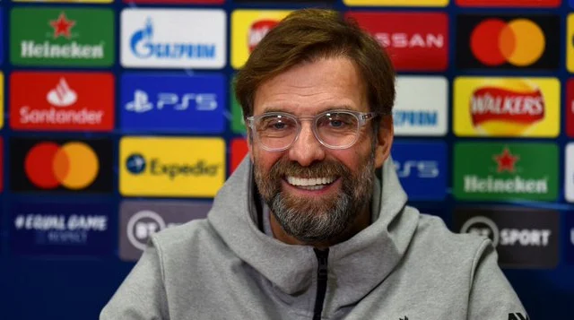 Jurgen Klopp Oo Si Daacadnimo Leh U Tilmaamay Kooxda Ugu