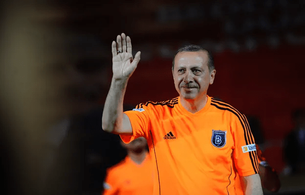 Madaxweyne Erdogan Oo Xalay Taleefan Ku Wacay Basaksehir