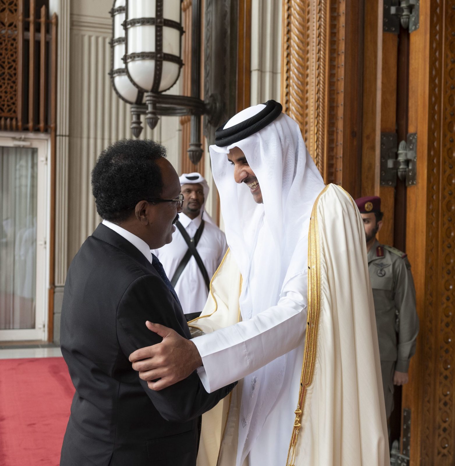 Maxay kawada hadleen Hogaamiye Farmaajo & Amiirka Qadar? –