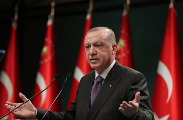Muxuu Erdogan xiriir u la yeelan waayey?