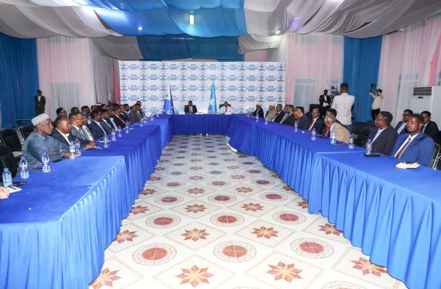 RW Rooble oo DG Galmudug u ballanqaaday in Xukuumaddiisa ay