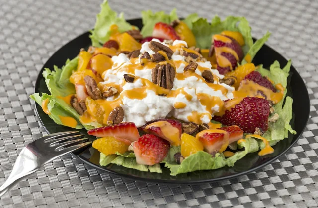 The FDA Will Forestall Regulating a Common Salad Dressing, Says New Document