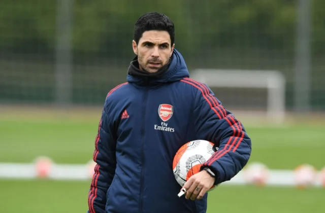 “Waxaan u maleynayaa inuu aadi doono Arsenal” – mid