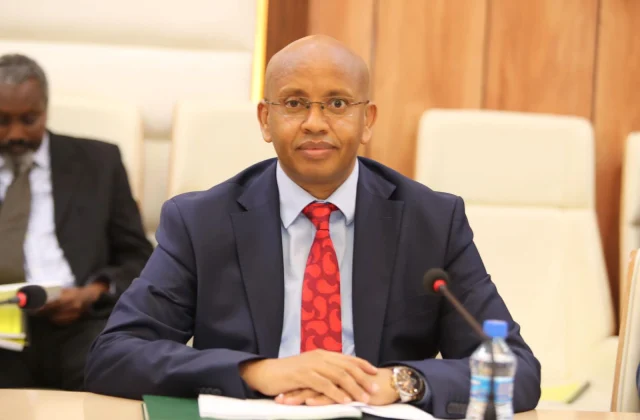 Xukuumadda Soomaaliya oo ka hadashay Sababta ay u kala
