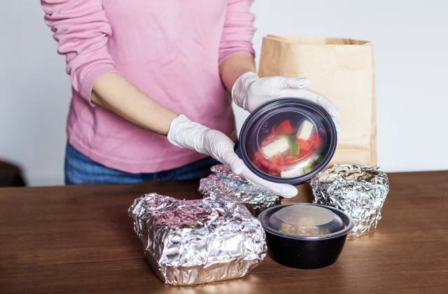 Your Kitchen May Be a Hotspot for COVID If You Have This, Analysis Advocate