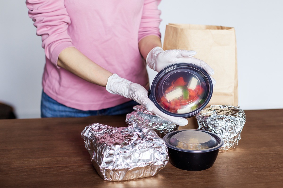 Your Kitchen May Be a Hotspot for COVID If You Have This, Analysis Advocate