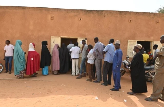 a quiet vote casting day