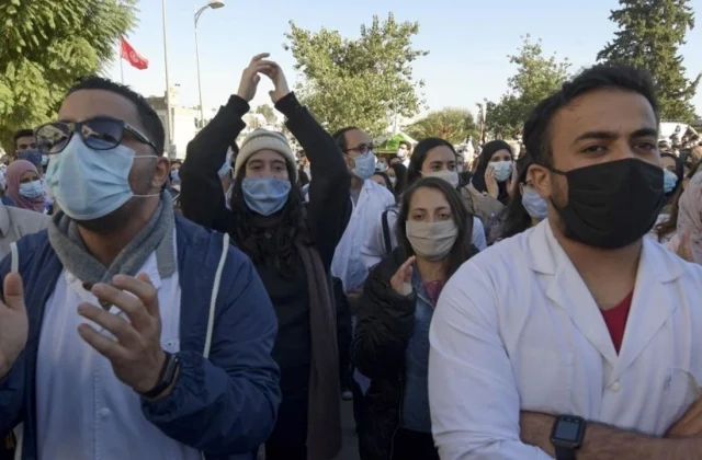 growls from medical professions after the death of a young doctor