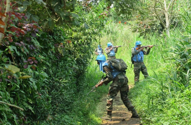head of UN peacekeeping operations visiting the country