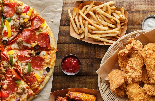 5 Celebs Who Hate Fast Food