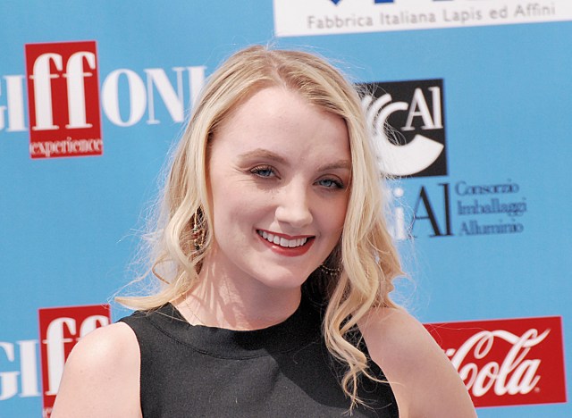 evanna lynch on red carpet