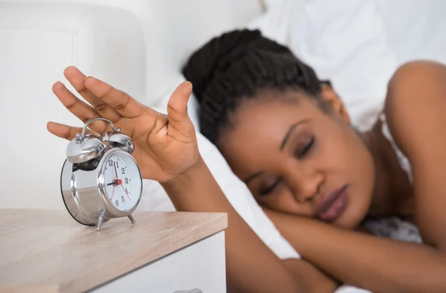 15 Daily Habits Causing You to Gain Weight completely