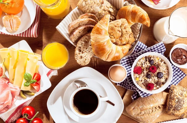 10 Worst Breakfast Habits That Are Ruining Your Day