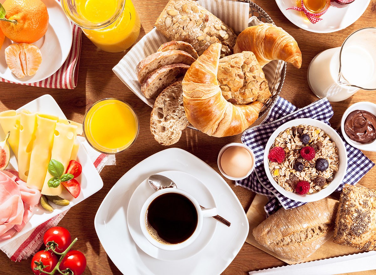10 Worst Breakfast Habits That Are Ruining Your Day