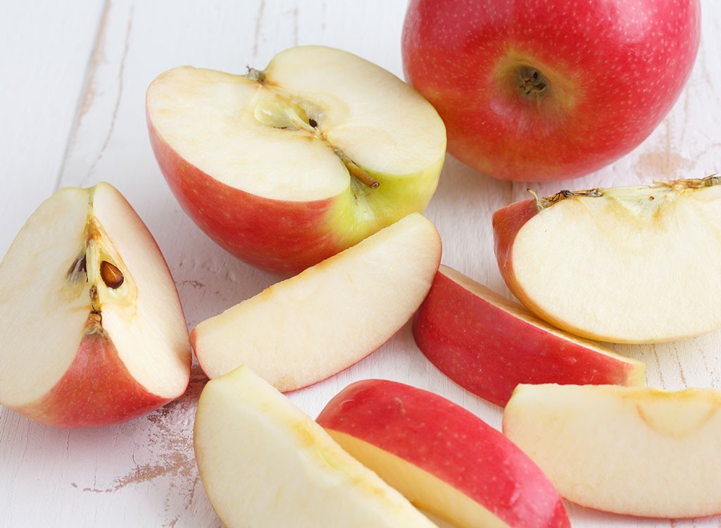 This One Trick Will Make Your Apples Stay Fresh for Longer