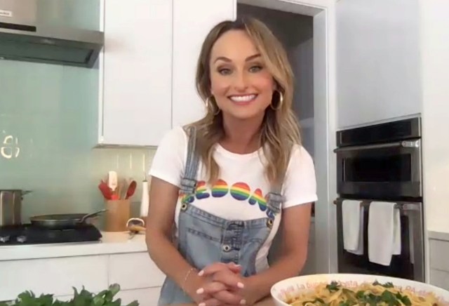 giada de laurentiis cooking show