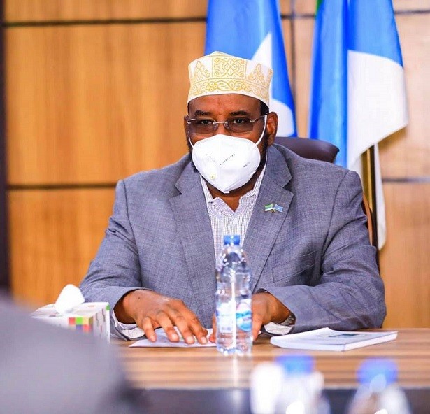 Axmed Madoobe “dhif” ayuu ka hadlay arinta badda Soomaaliya! – Future radio