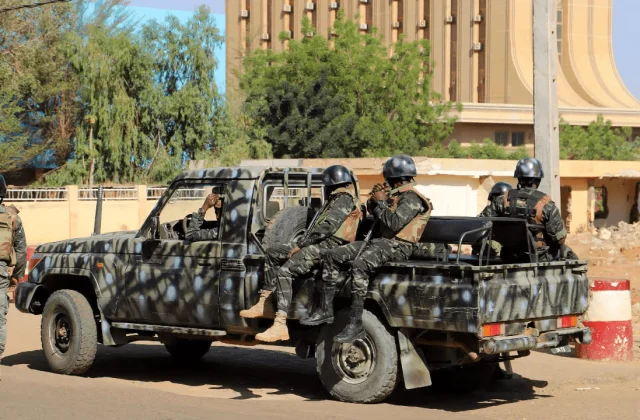 Rasaas laga Maqlaayo meel u dhow madaxtooyada Niger maalmo ka hor caleemo saarka