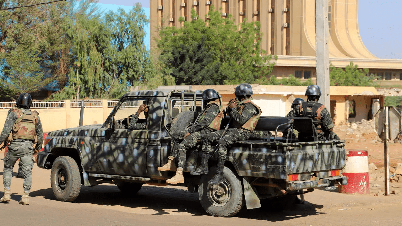 Rasaas laga Maqlaayo meel u dhow madaxtooyada Niger maalmo ka hor caleemo saarka