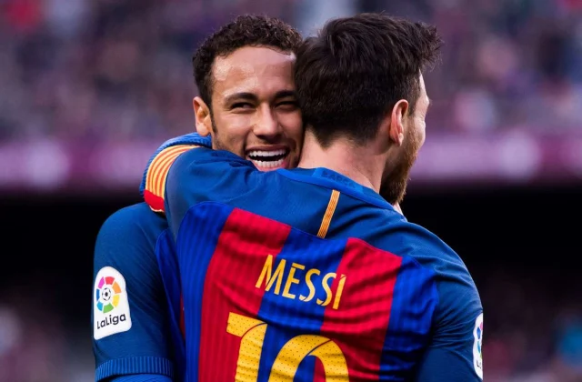 Jamaahiirta Barcelona Oo Warkii Ugu Dambeeyay Ka