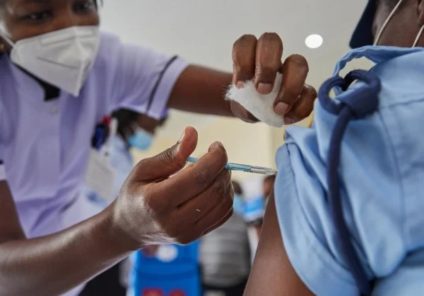 Kenyan COVID vaccine provide for diplomats attracts domestically