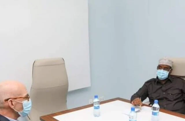 Madobe meets with UN envoy hours after Al-Shabaab