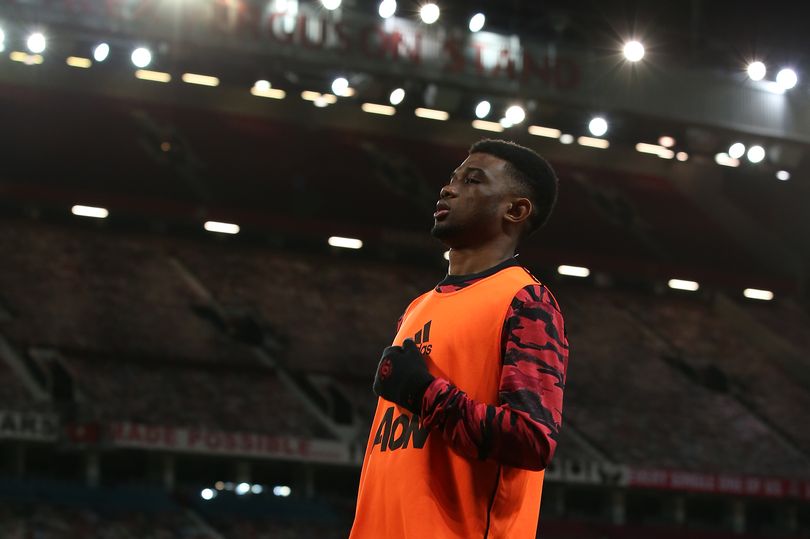 Maxay Manchester United isku badashay