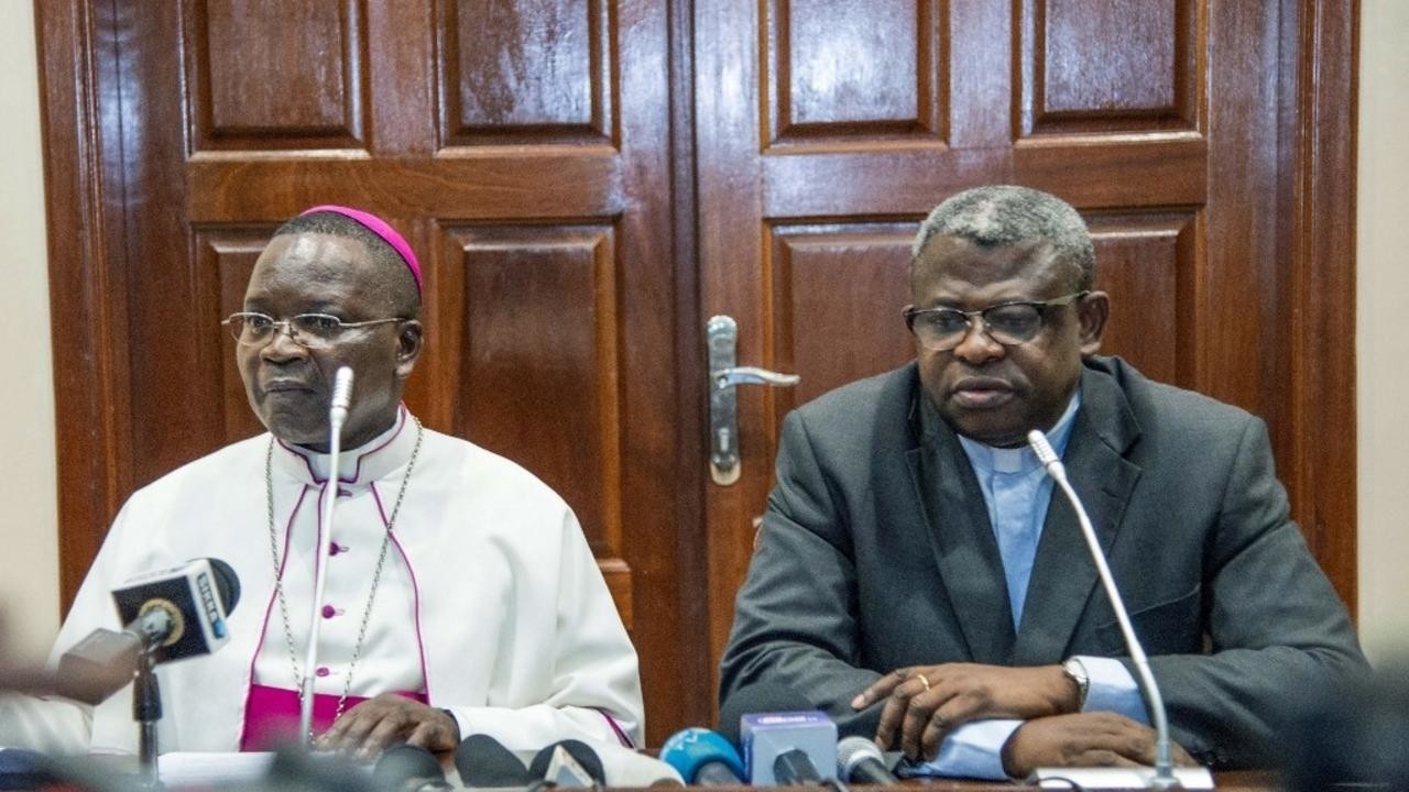 On the front page of the Kinshasa press the question