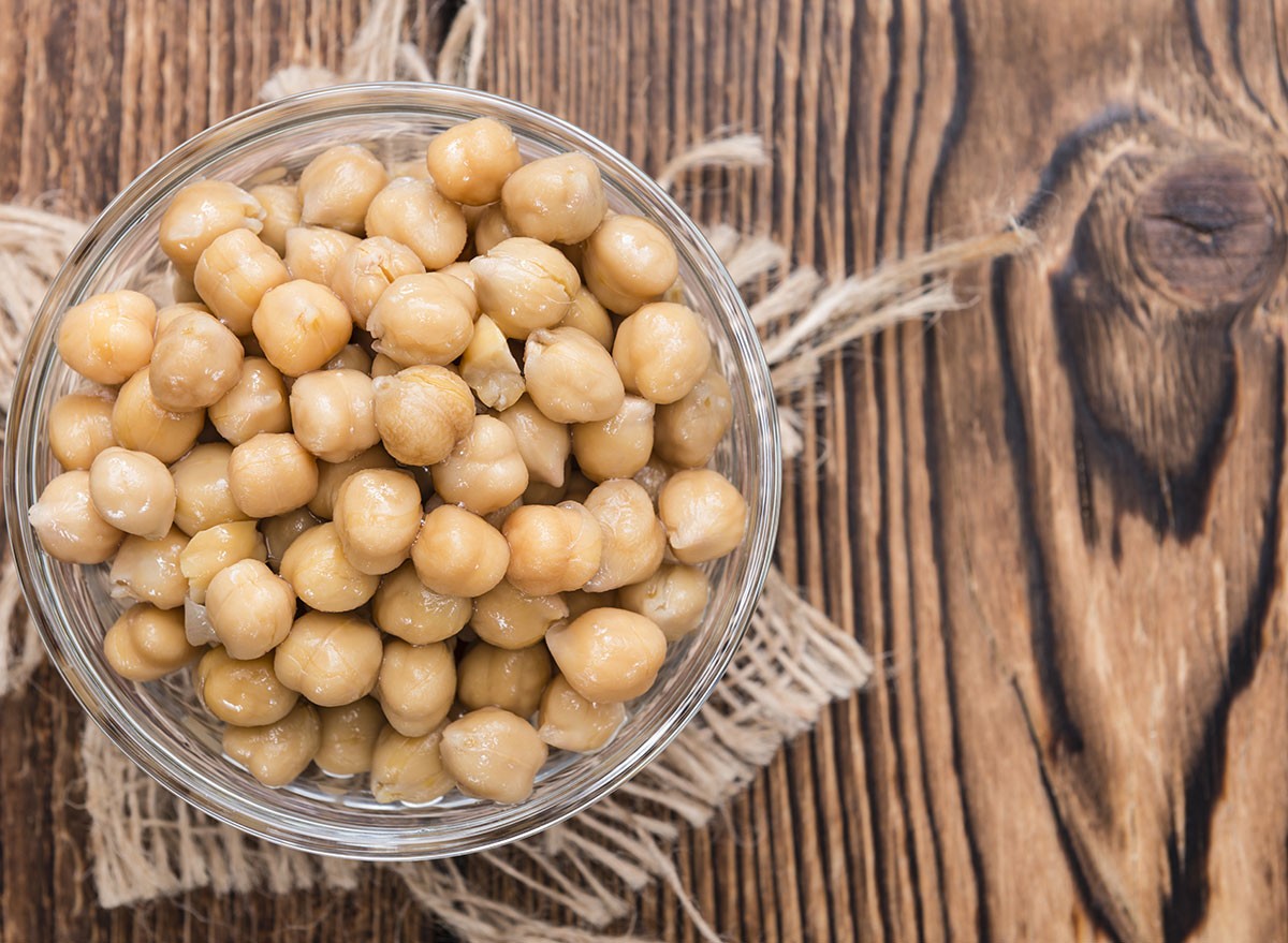 One Major Side Effect of Eating Chickpeas, Says