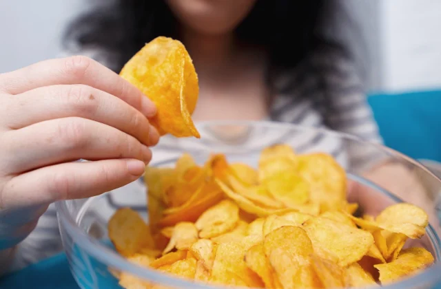 One Major Side Effect of Eating Potato Chips,