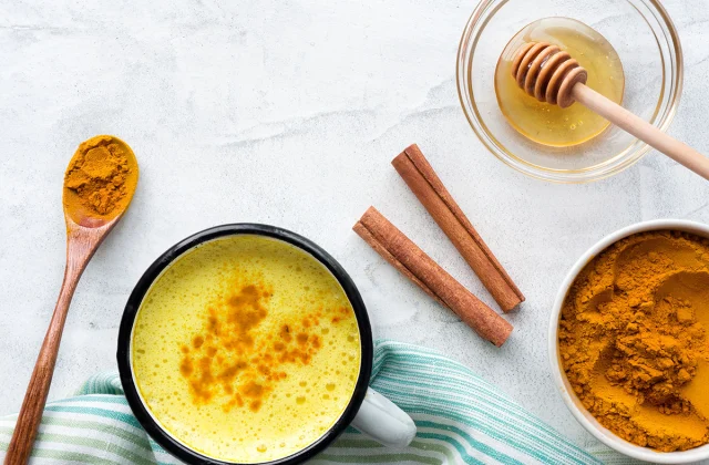 One Major Side Effect of Eating Turmeric, Says