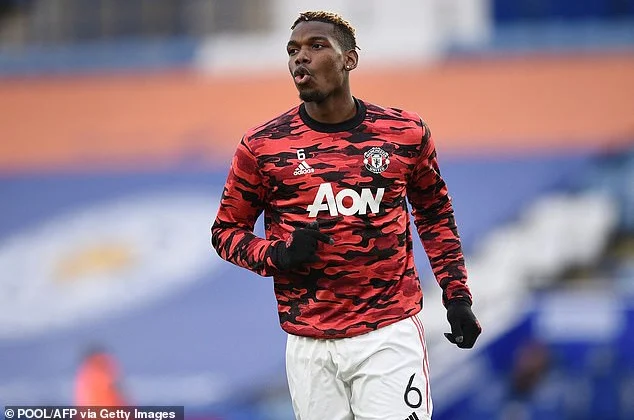 Paul Pogba ayaa ka tagi doona kooxda Manchester United