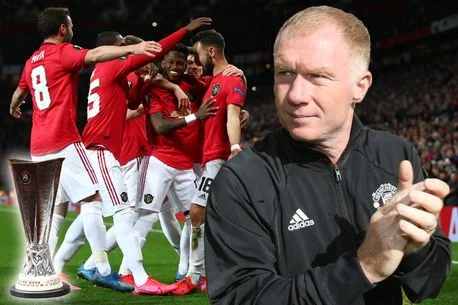 Paul Scholes Oo Toos U Magacaabay Xiddiga Man