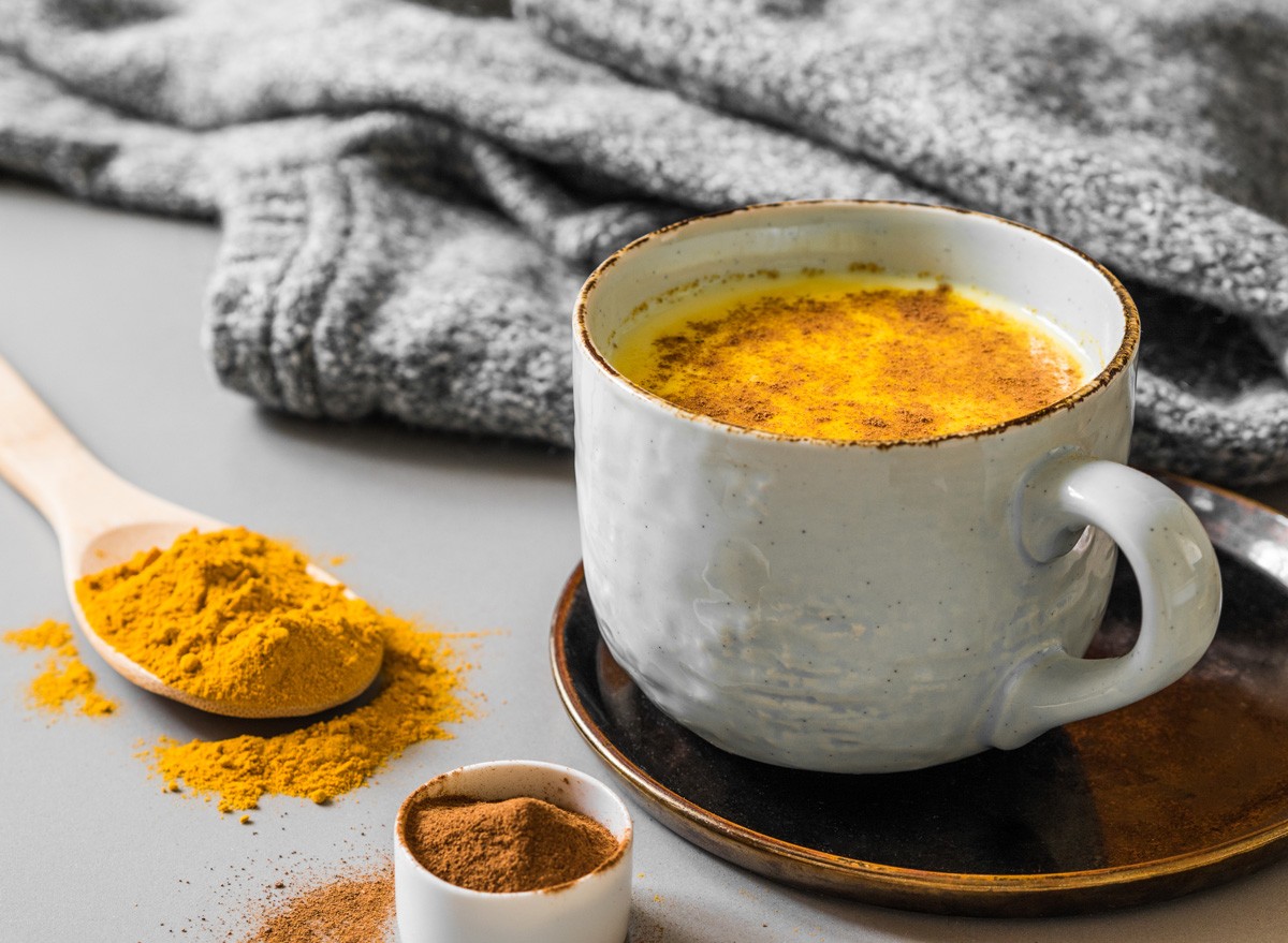 People Who Should Never Eat Turmeric, According to
