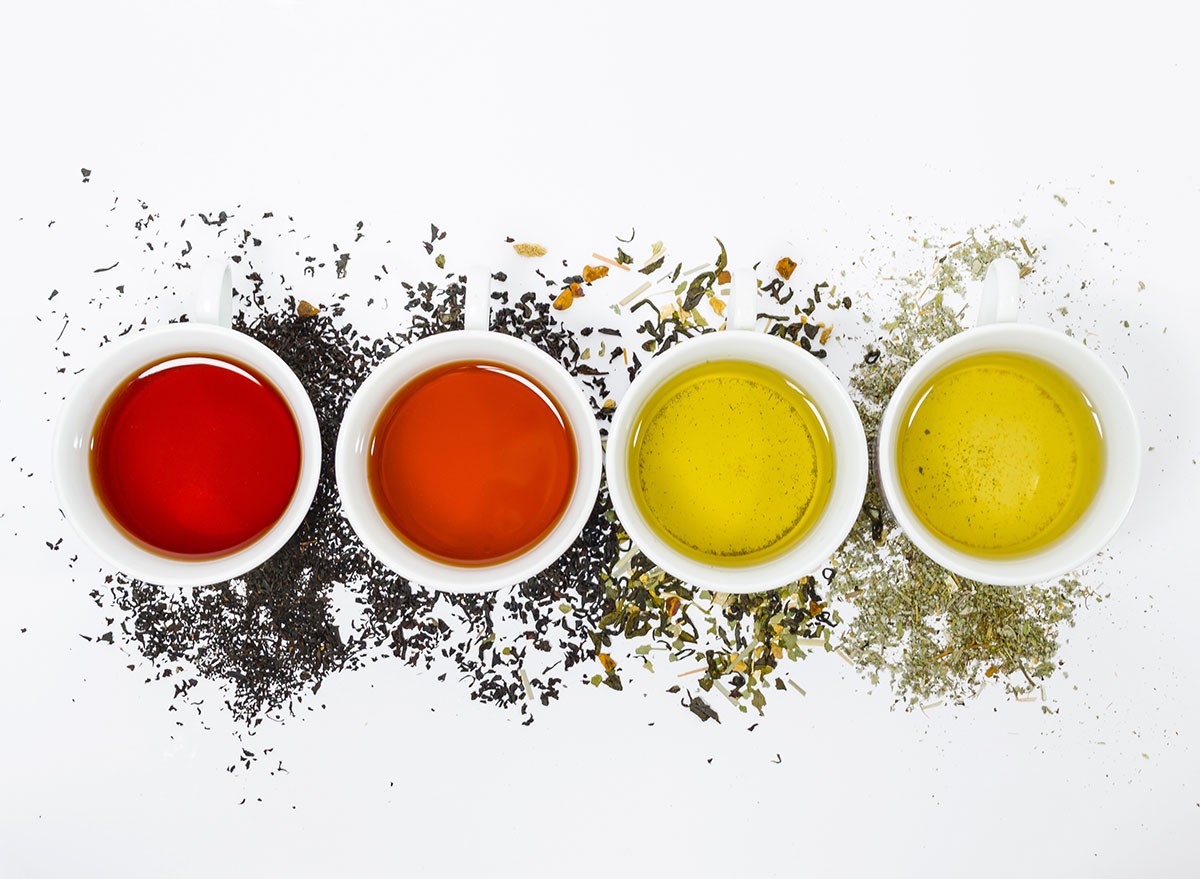 The #1 Best Tea for a Flat Belly, According to