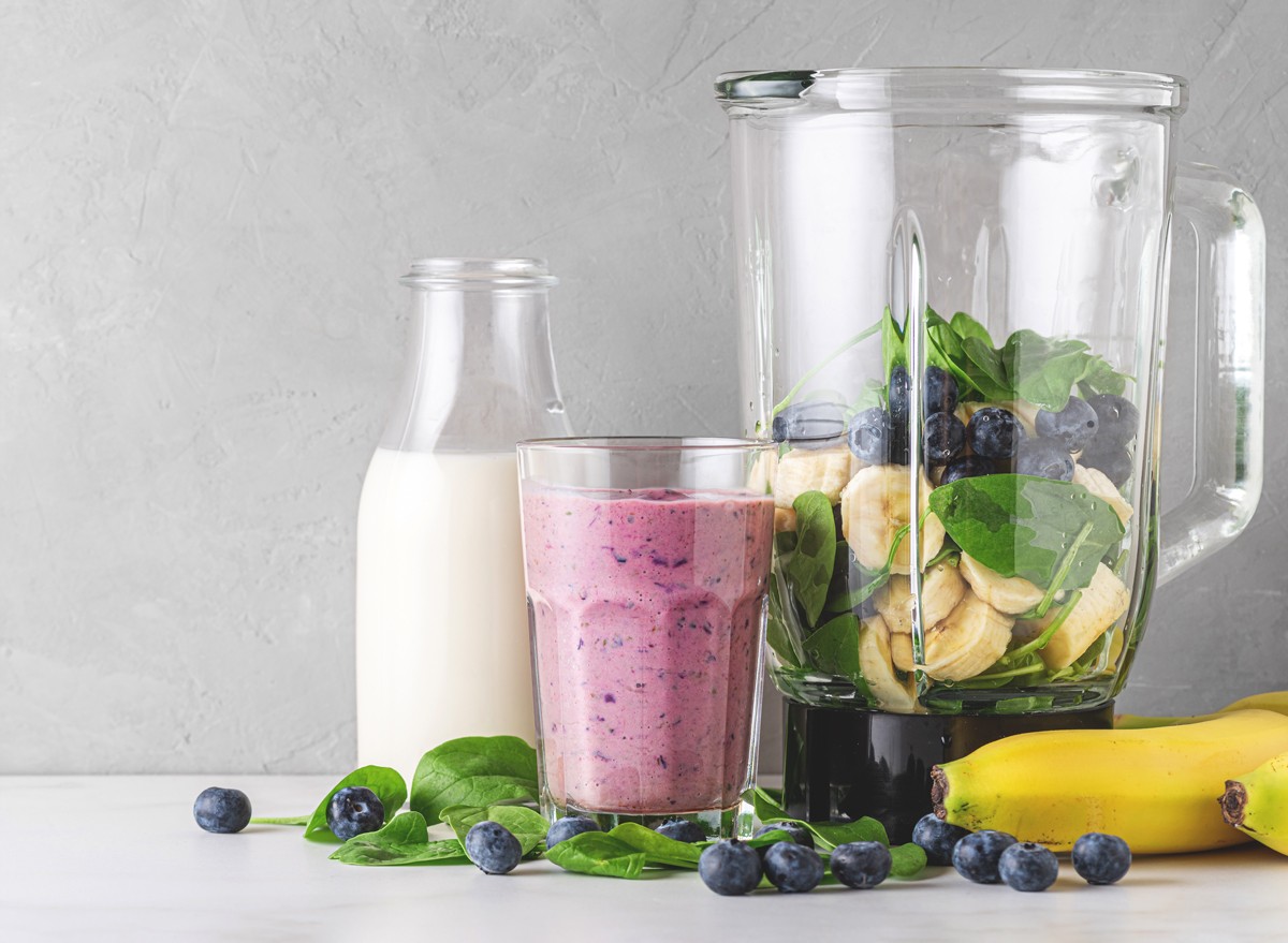 The One Smoothie To Drink For A Longer Life