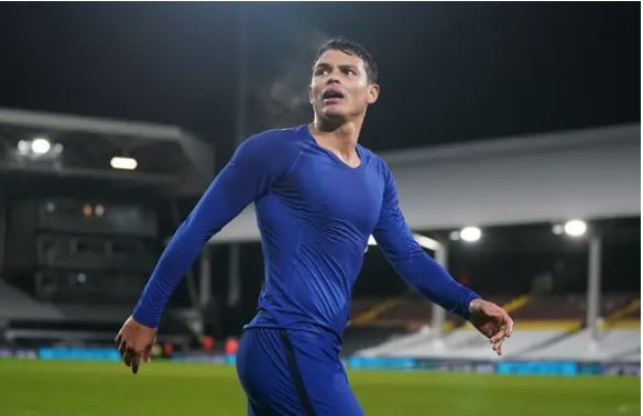 Thiago Silva wuxuu magacaabayaa 10 weeraryahan