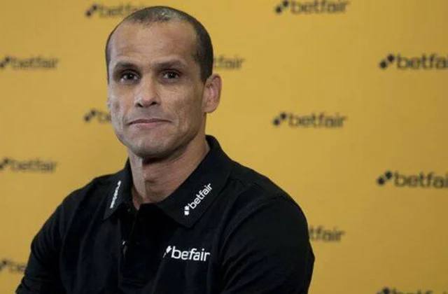 XASAASI: Halyeeyga Barcelona Ee Rivaldo Oo Dhinac