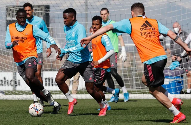 Xiddigaha Real Madrid ayaa wajihi doona Elche