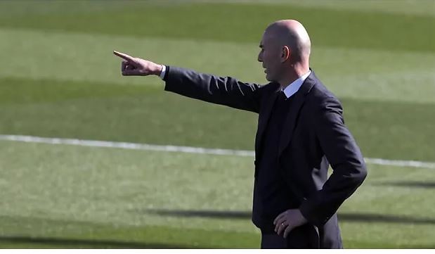 Zinedine Zidane wuxuu ku baaqayaa rikoor jabinta