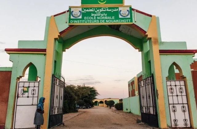 Mauritania: sit-in of secondary education unions in front of the presidency