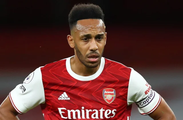 XAQIIQ DEG DEG AH: Aubameyang ayaa u maqnaa si layaab leh
