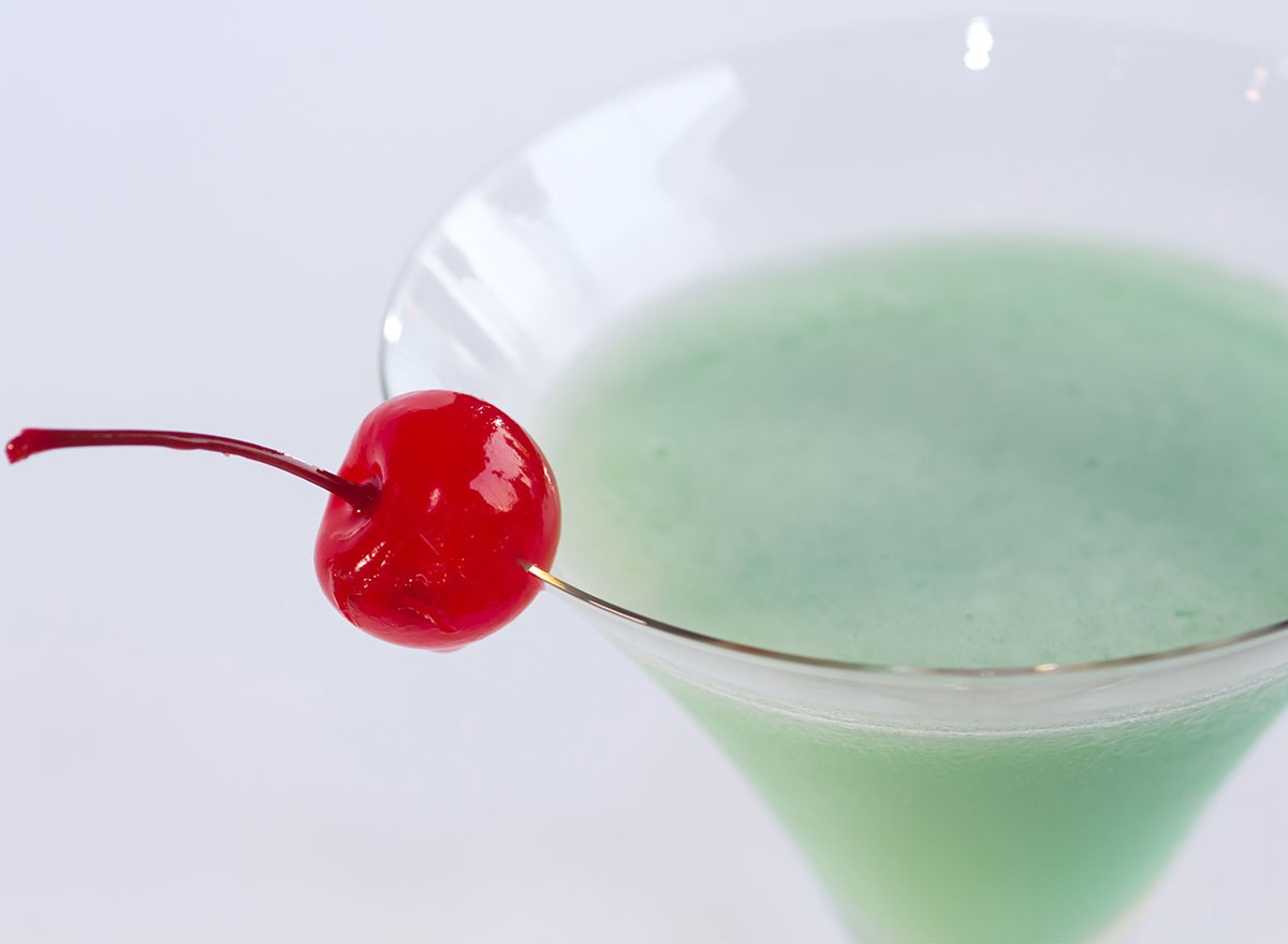 #1 The Most Popular Cocktail in Every State