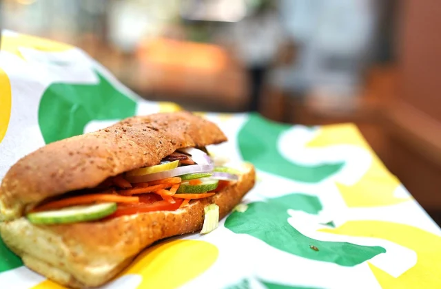What Occurs to Your Physique When You Devour a Subway Footlong